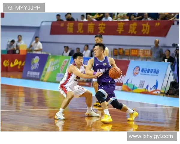 深圳篮球队在联合会杯中的速度表现分析与点评